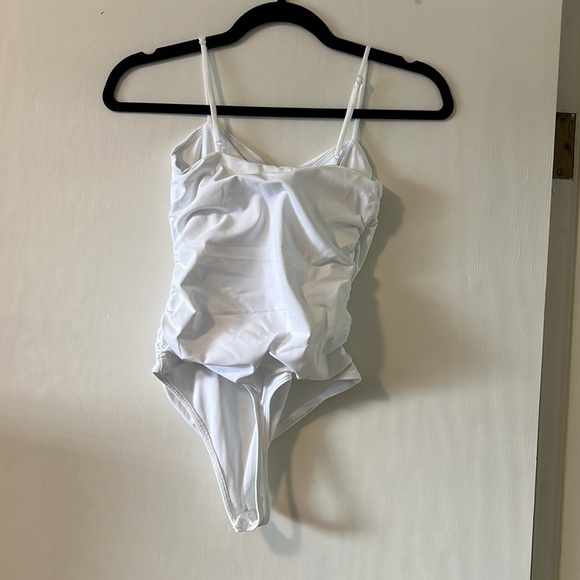 Ruched Babaton bodysuit - Picture 6 of 9